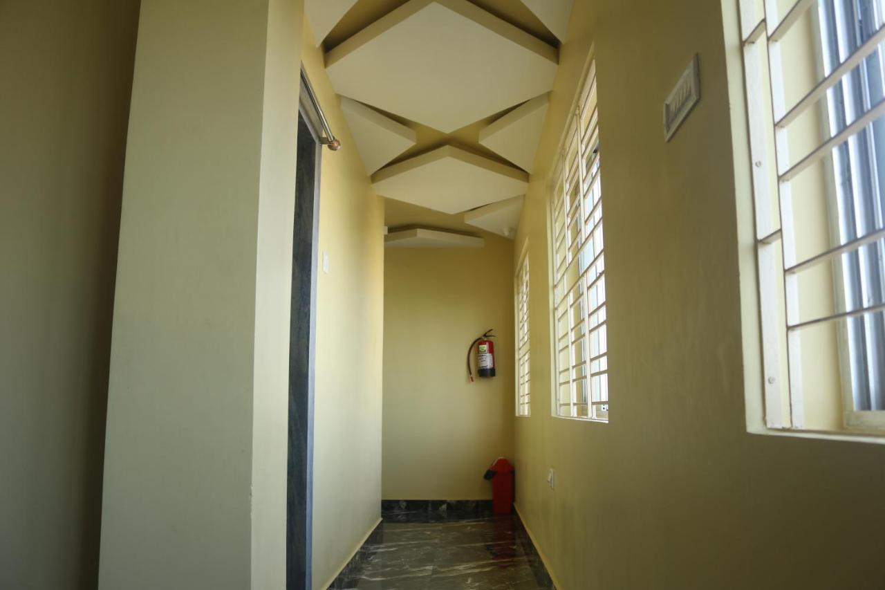 Hotel Himalaya Agartala Exterior foto